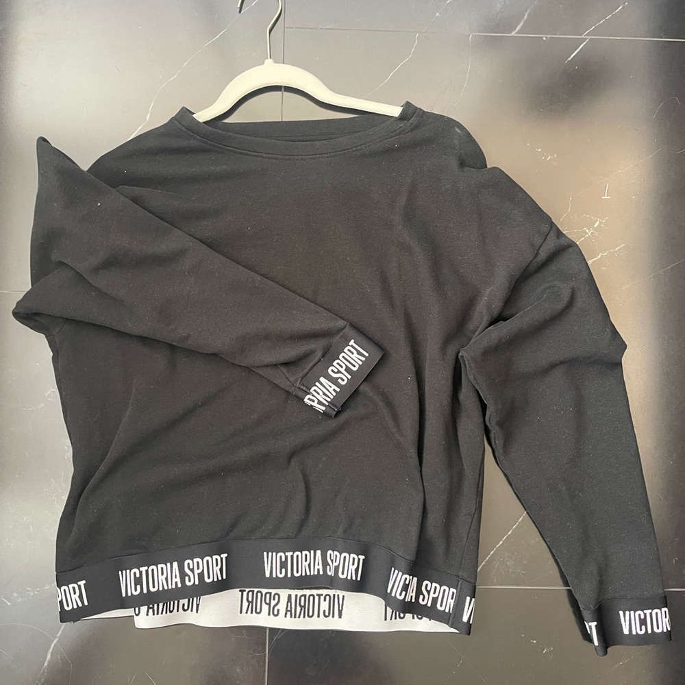 VS sport Logo crewneck